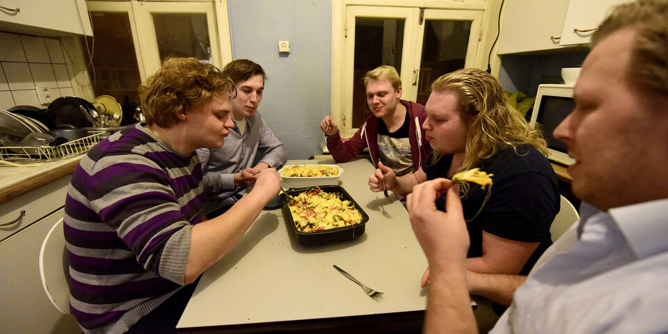 Aanschuiven bij ‘landhuis In den Wijngaarde’. Foto | Rien Meulman