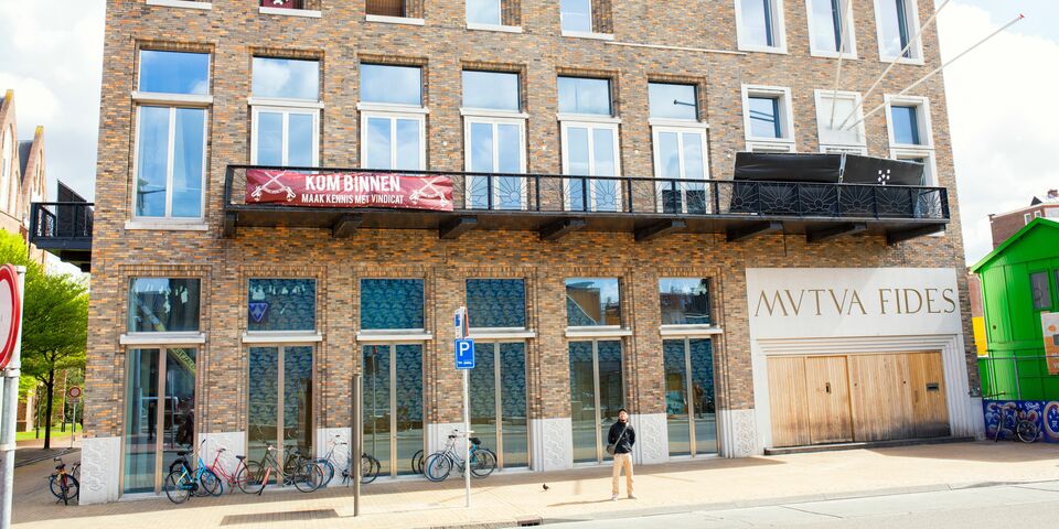 Het pand van Vindicat op de Grote Markt in Groningen. Foto | Jeroen Fortgens/Shutterstock