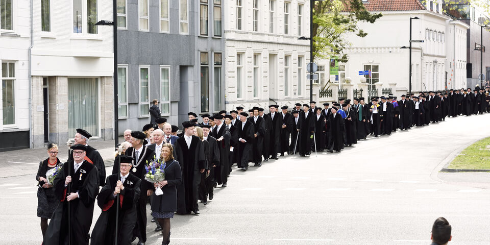 Vandaag zullen in het cortège voor het eerst ook studenten meelopen. Foto | Bart van Overbeeke