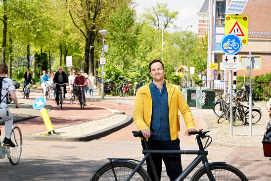 Cursor | Fietscultuur, een nieuwe drone en een prullenbakvaccin