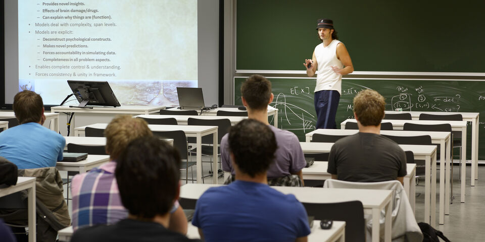 Lecture theater TU/e. Photo | Bart van Overbeeke